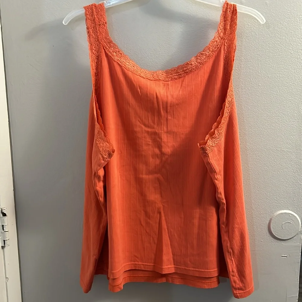 Tank top - Picture 3 of 4